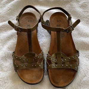 Naot Elinor Leather Studded T-Strap Sandals